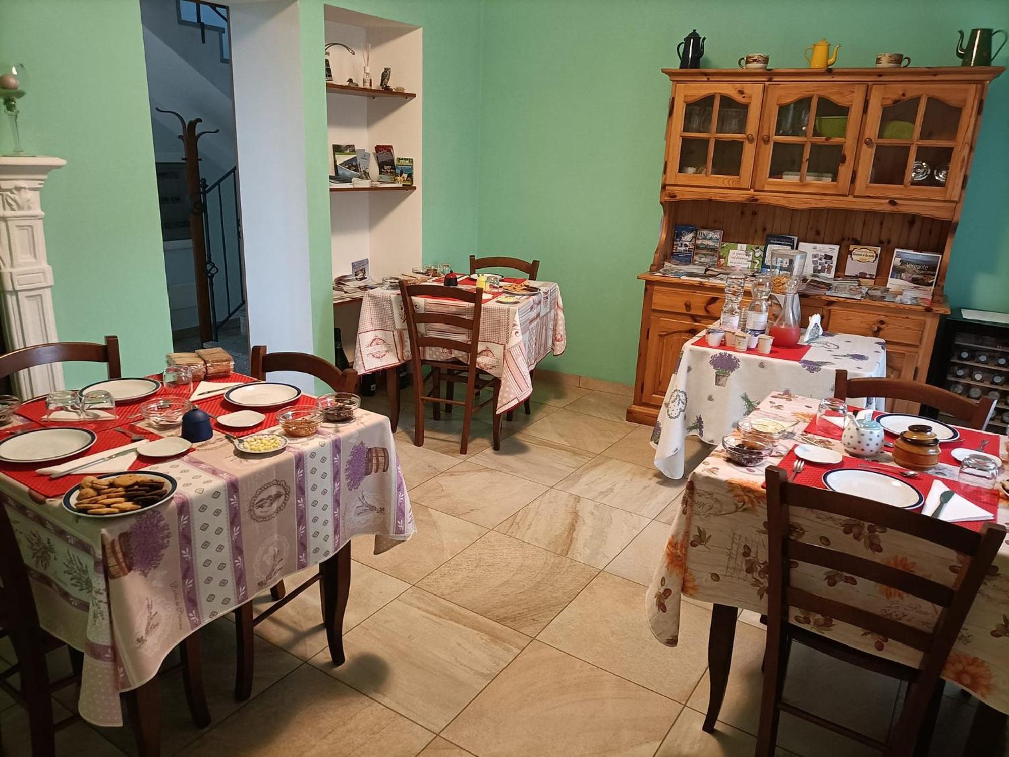 Le Colline Di Maggiora B&B 外观 照片